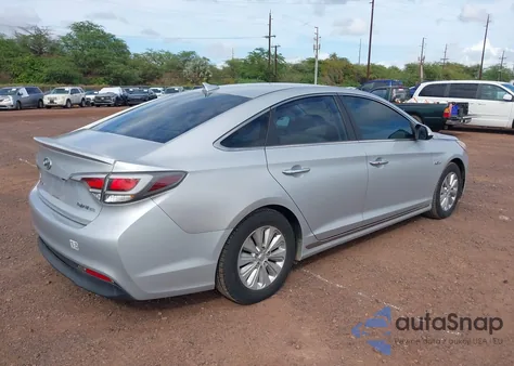 2017 Hyundai Sonata Hybrid Se z USA, uszkodzony, nr VIN KMHE24L35HA066607